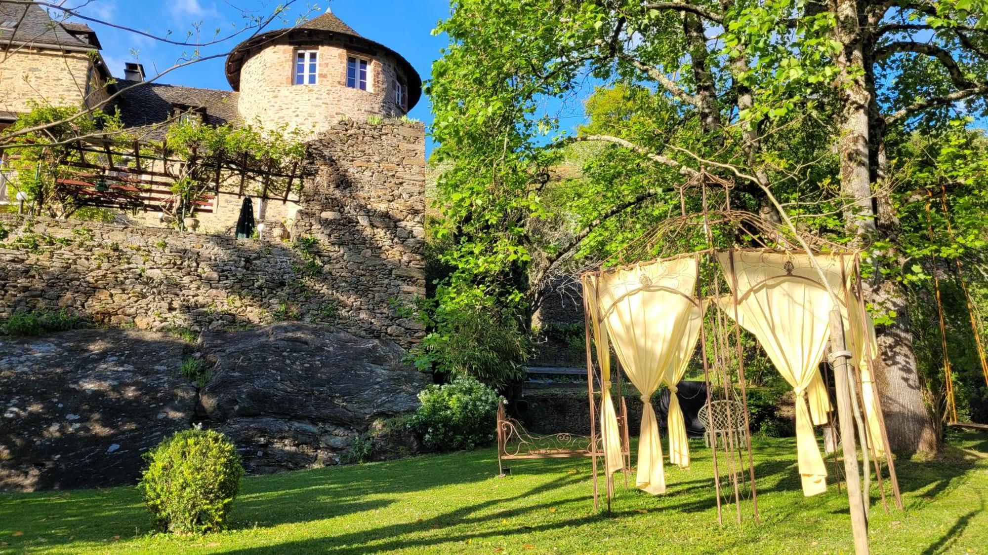 Manoir Des Pelies Spa Conques Exterior foto