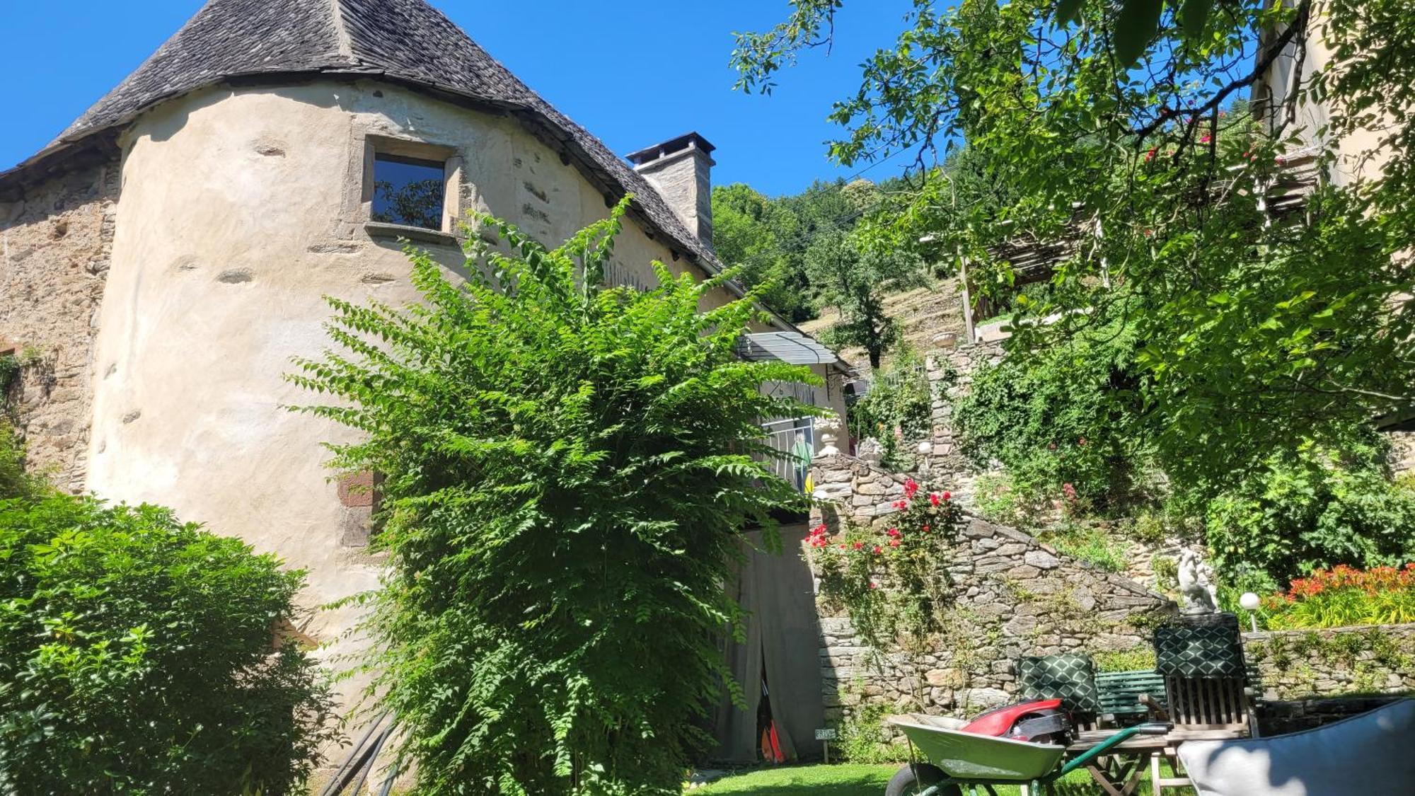 Manoir Des Pelies Spa Conques Exterior foto